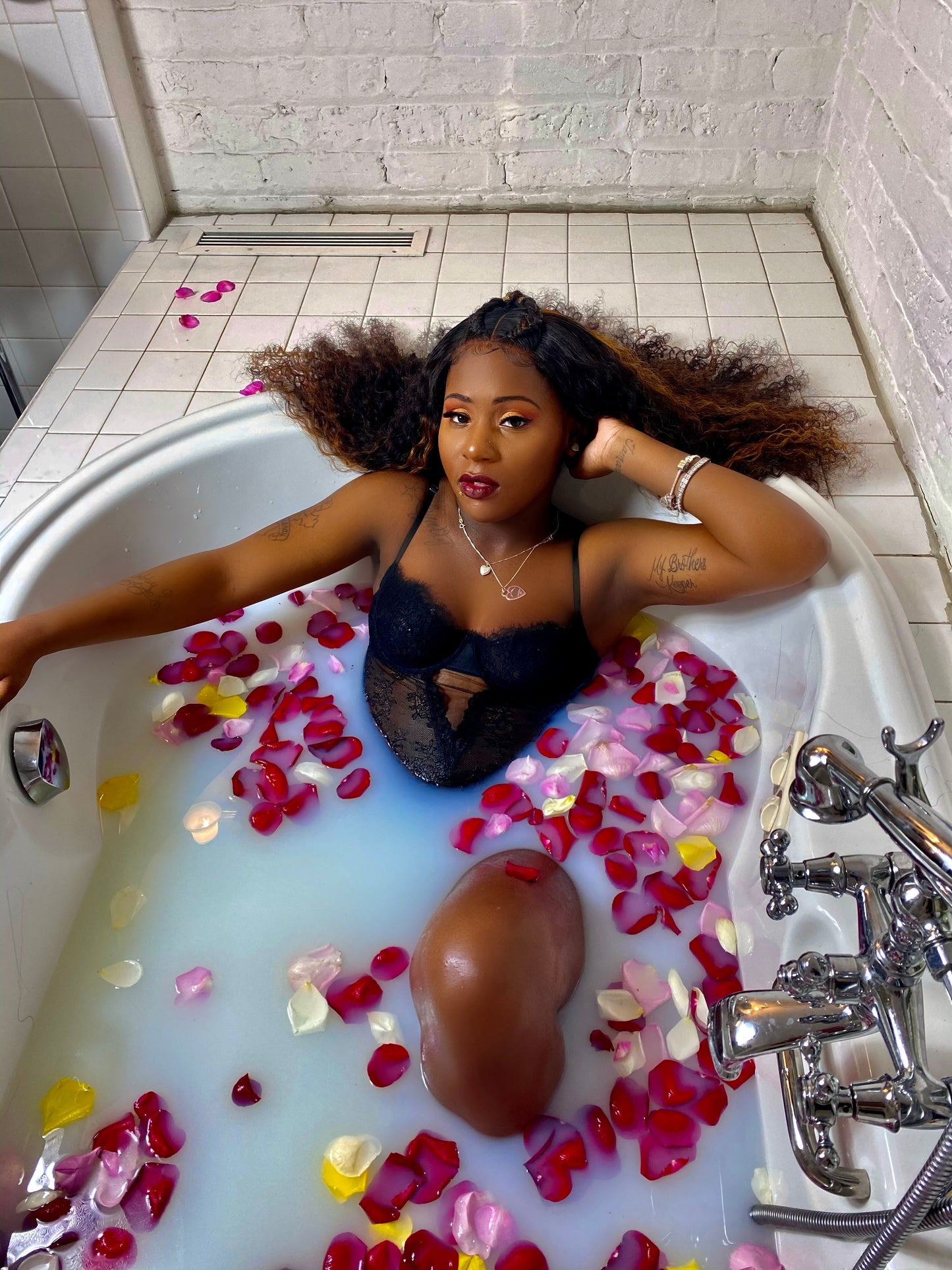 HD Closure Wig Unit 5x5 – 100% Virgin Natural Black | 200% Density | Straight, Body Wave, Loose Wave, Deep Wave & Exotic X